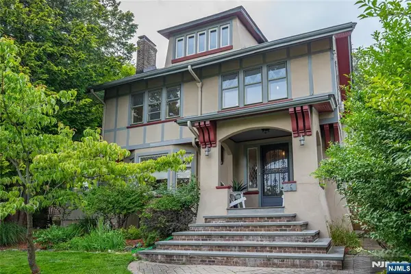 16 Upper Mountain Avenue, Montclair, NJ 07042