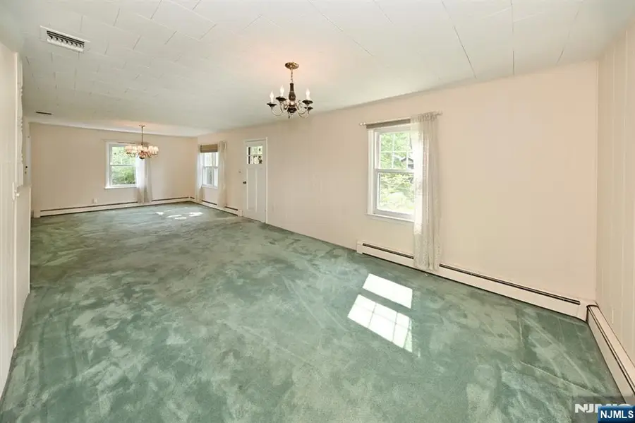 173 Walnut Street, Northvale, NJ 07647 - #2