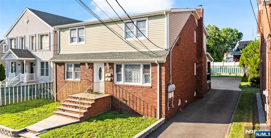 17 Kossuth Street, Wallington, NJ 07057 - #2