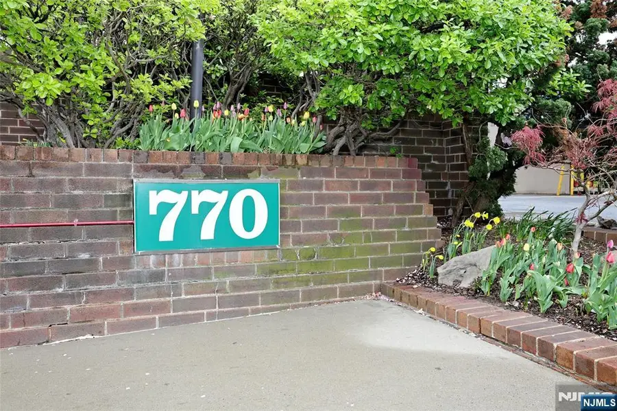 770 Anderson Avenue 5F, Cliffside Park, NJ 07010 - #3