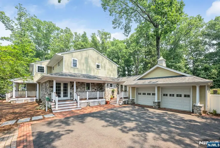 4 Burma Road, Wyckoff, NJ 07481 - #3