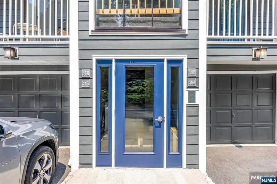 38 Triumph Court A, East Rutherford, NJ 07073 - #3