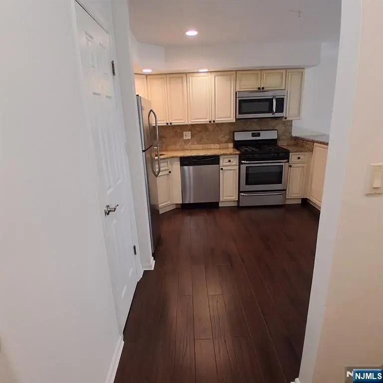 2014 Hawthorne Lane, Mahwah, NJ 07430 - #1