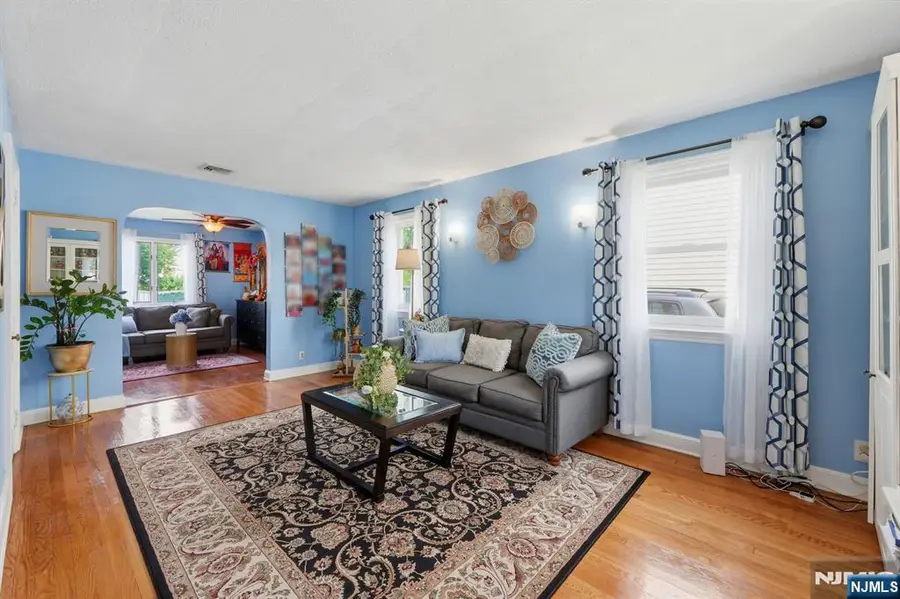 27 Beveridge Street, Teaneck, NJ 07666 - #3