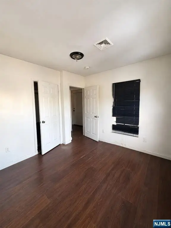 63 Huntington Terrace, Newark, NJ 07112