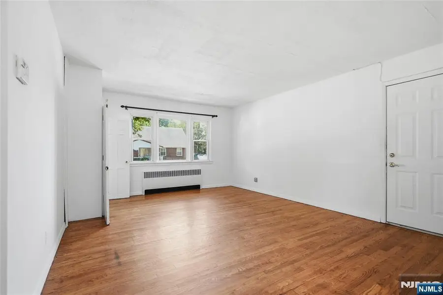 17 E Johnson Avenue, Bergenfield, NJ 07621 - #2