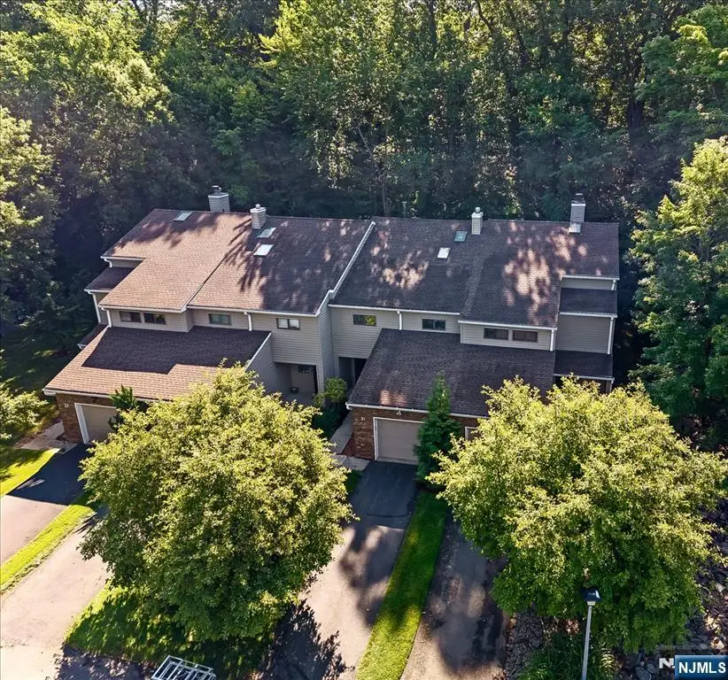 31 Lockley Court, Wayne, NJ 07470 - #2