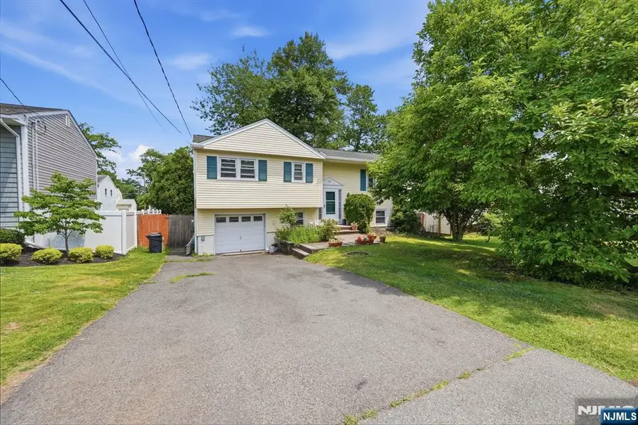 194 Elmwood Drive, Parsippany Troy Hills, NJ 07054 - #2