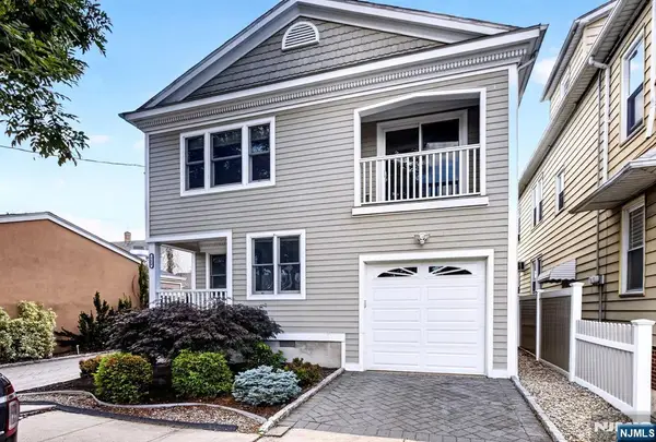 112 Hathaway Street, Wallington, NJ 07057