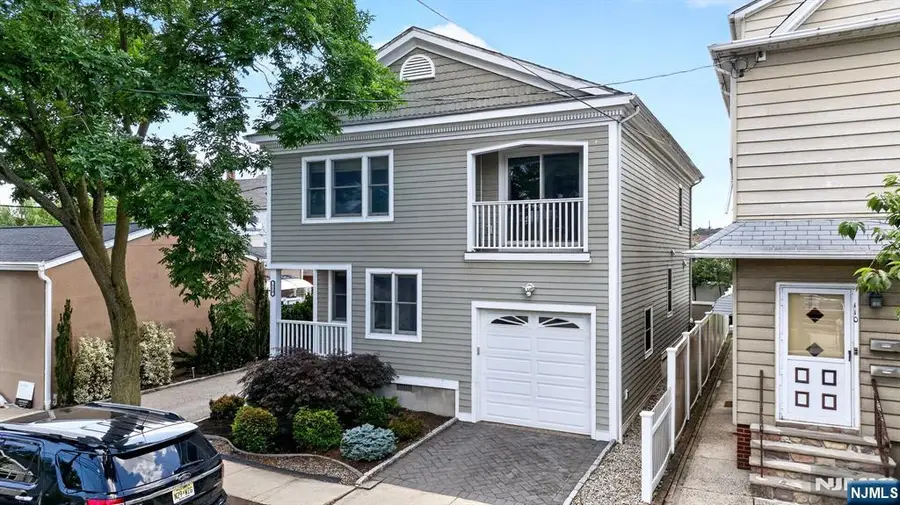 112 Hathaway Street, Wallington, NJ 07057 - #3