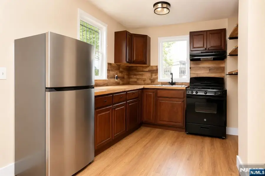 3 Laurel Avenue, Maplewood, NJ 07040 - #2