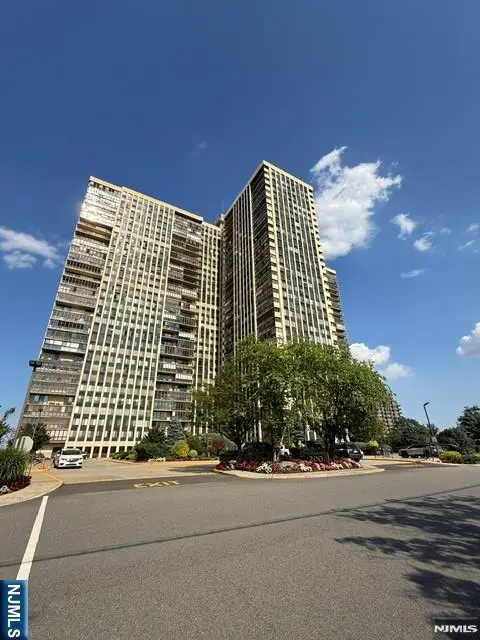 200 Winston Drive 2818, Cliffside Park, NJ 07010 - #1