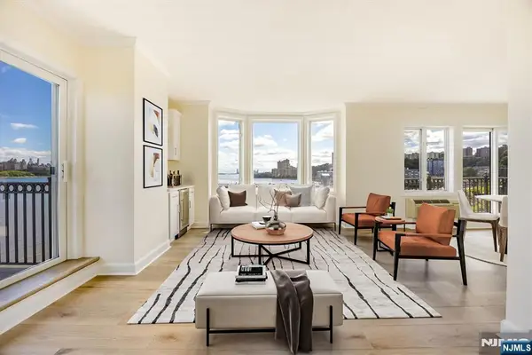 6315 City Place, Edgewater, NJ 07020