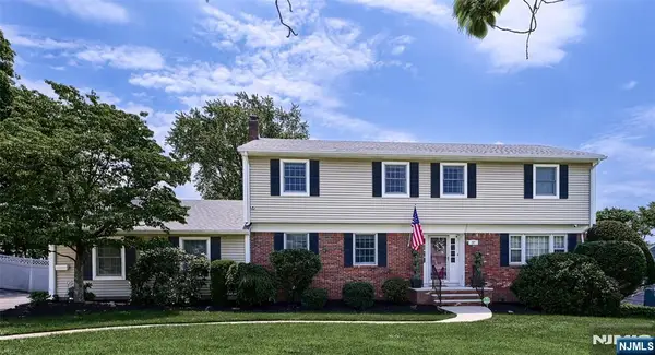 37 Keilana Drive, Wayne, NJ 07470