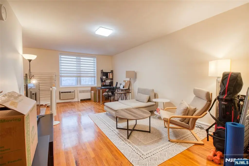 2160 Center Avenue 4S, Fort Lee, NJ 07024 - #1