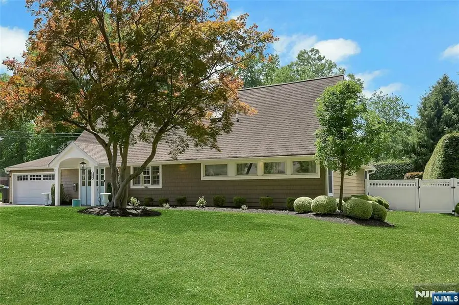 890 Norgate Drive, Ridgewood, NJ 07450 - #2
