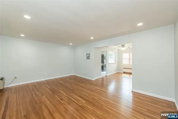 32 Wedgewood Drive 48, Verona, NJ 07044