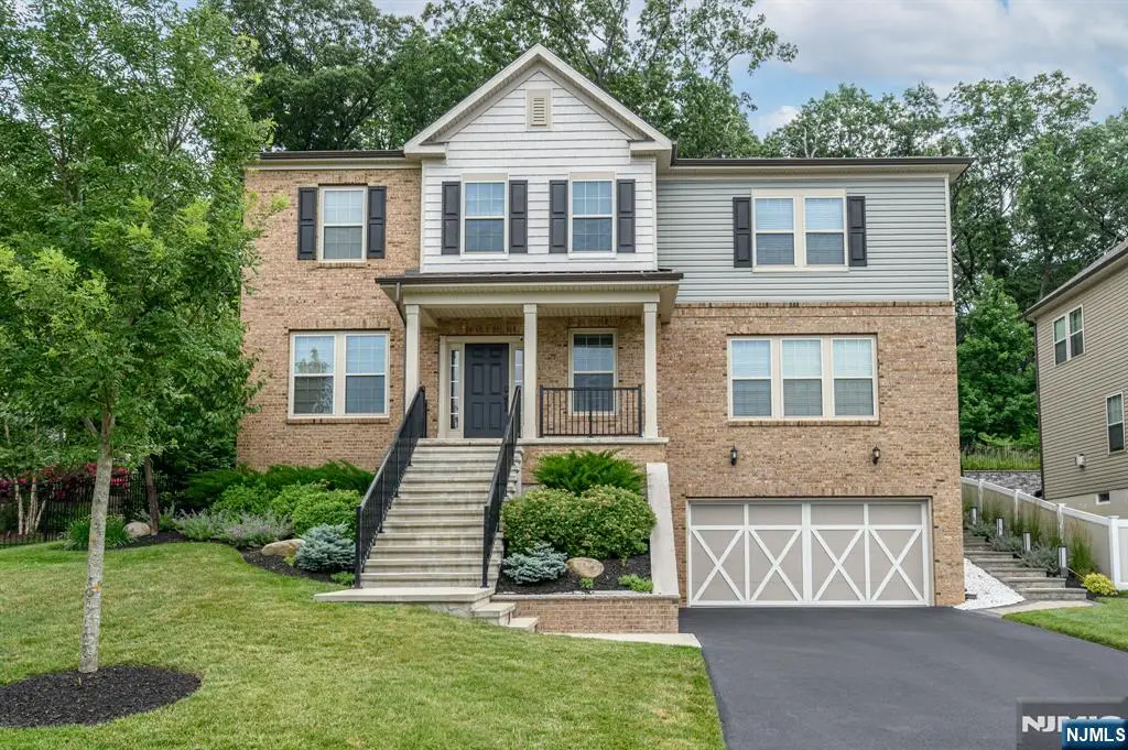 22 Hilltop Drive, Caldwell, NJ 07006 - #1