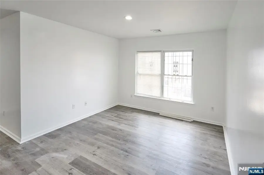 464-466 16th Street, Newark, NJ 07103 - #2