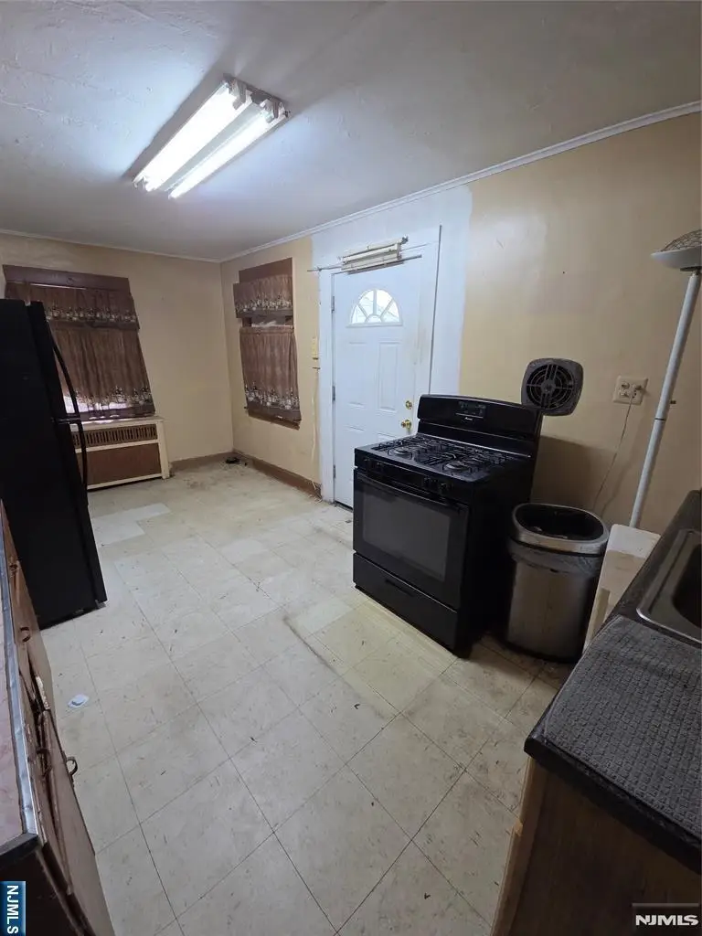 254 Glenwood Avenue, East Orange, NJ 07017 - #3