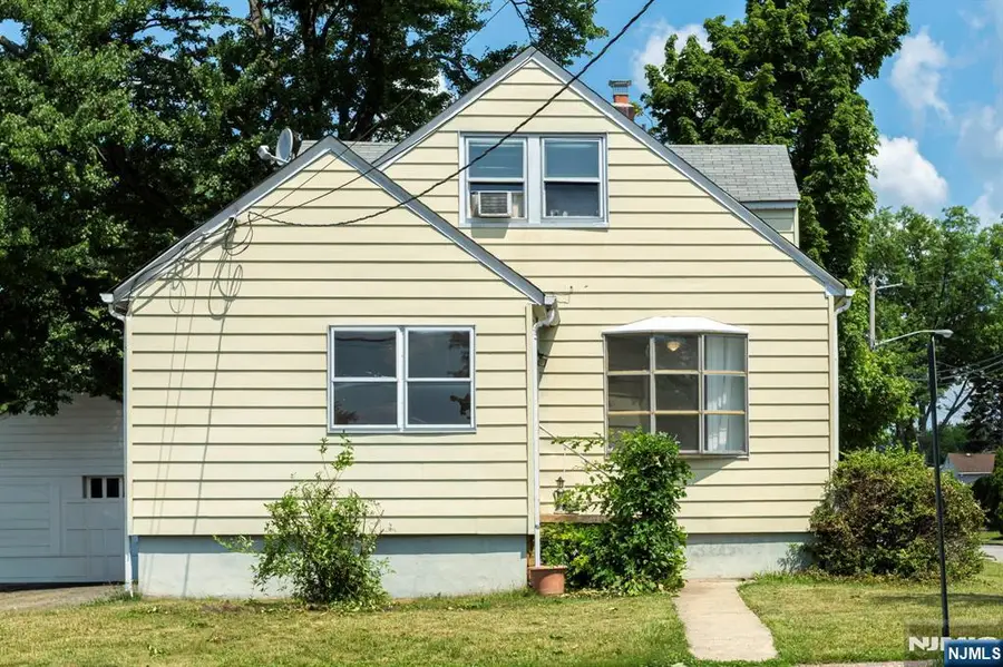 8-15 Berdan Avenue, Fair Lawn, NJ 07410 - #3