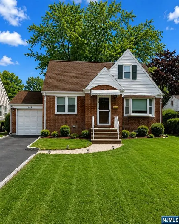 13-38 Hedman Place, Fair Lawn, NJ 07410