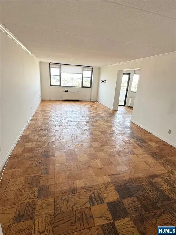 250 Gorge 17I, Cliffside Park, NJ 07010 - #1