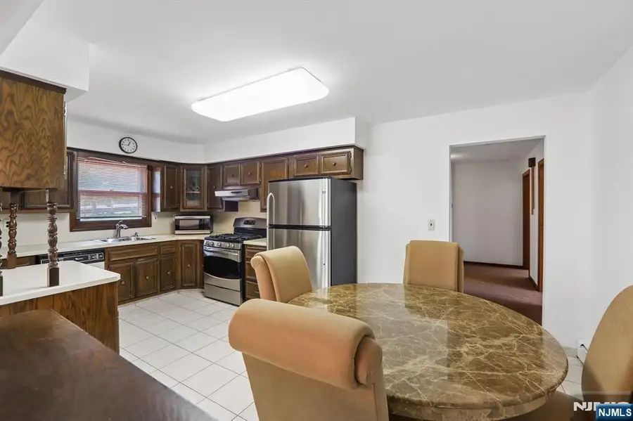 355 Chestnut Avenue, South Hackensack, NJ 07606 - #3