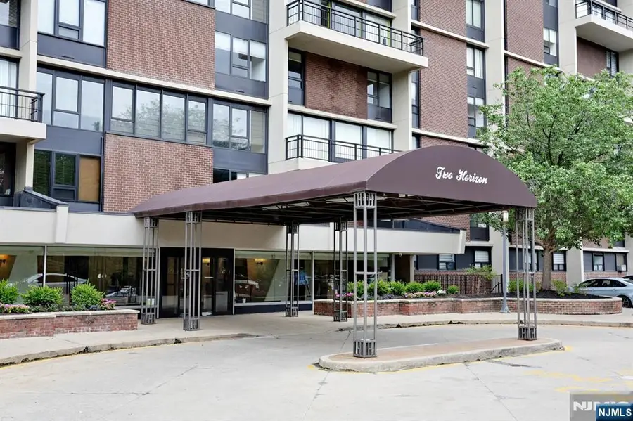 2 Horizon Road 1414, Fort Lee, NJ 07024 - #2