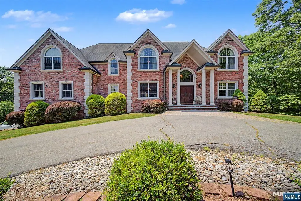 1 Overlook Ridge, Oakland, NJ 07436 - #1