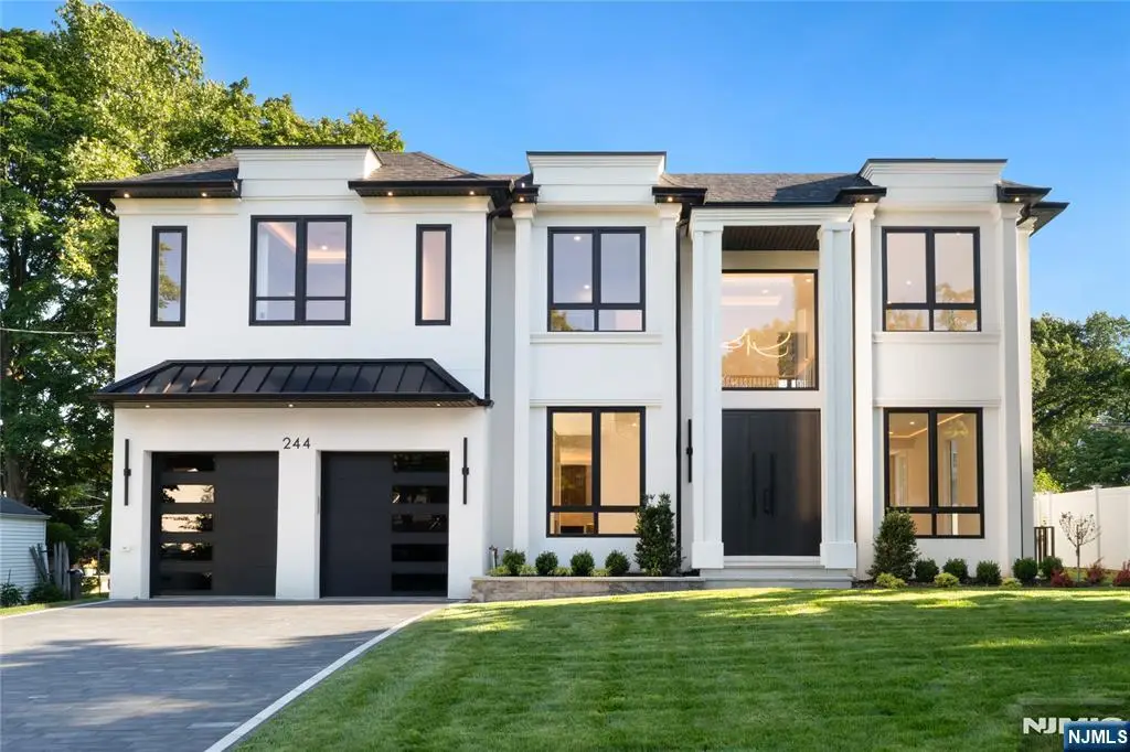 244 Washington Place, Paramus, NJ 07652 - #1