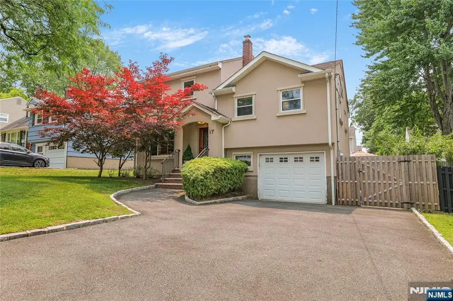 17 Westland Road, Verona, NJ 07044 - #3