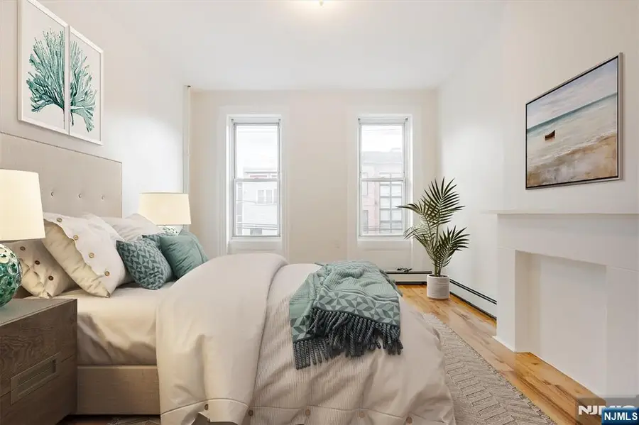 147 New York Avenue 2L, Jersey City, NJ 07307 - #2