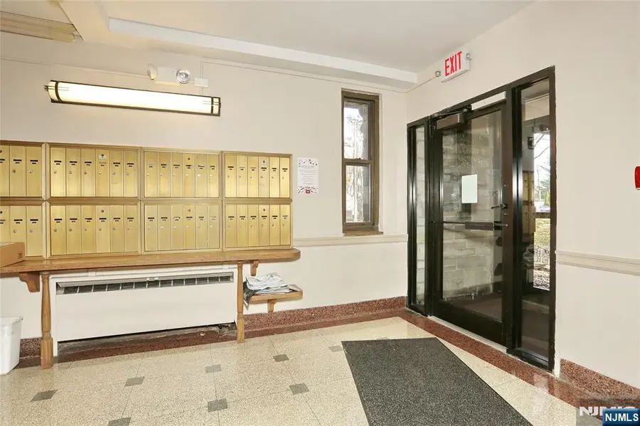 420 Park Place 1H, Fort Lee, NJ 07024 - #3