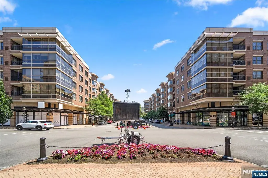 22 Ave At Port Imperial Avenue 428, West New York, NJ 07093 - #1