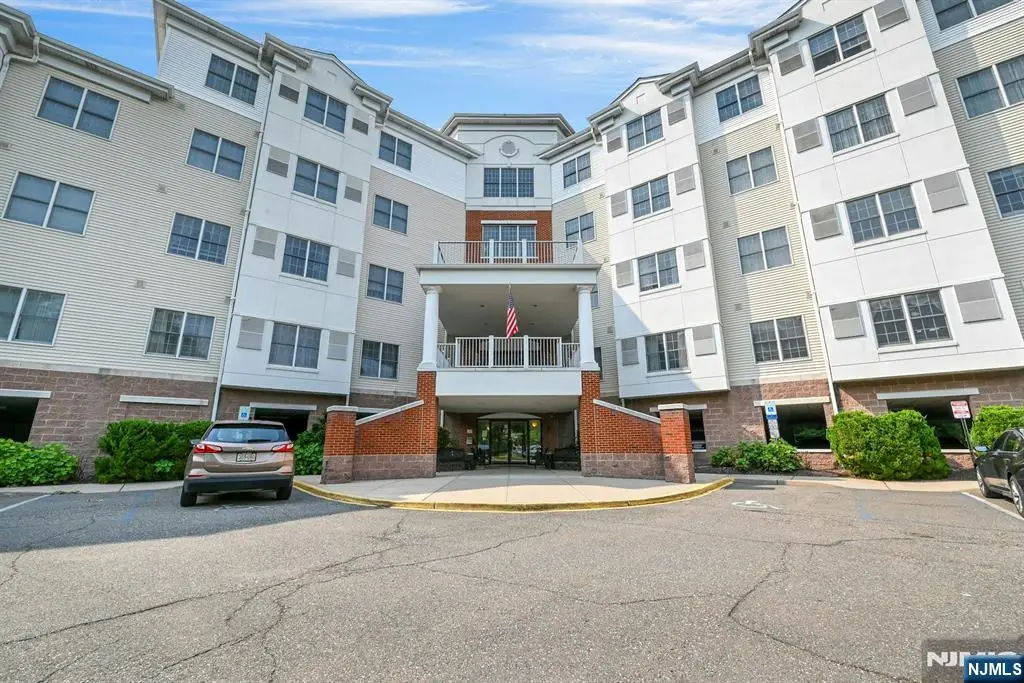 189 Forest, Paramus, NJ 07652 - #1