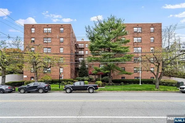 130 Orient Way 4F, Rutherford, NJ 07070
