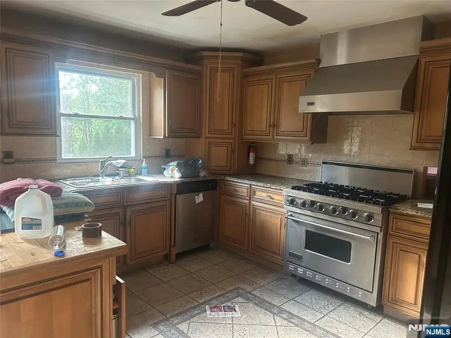 105 Kings Highway, Washington, NJ 07853 - #2