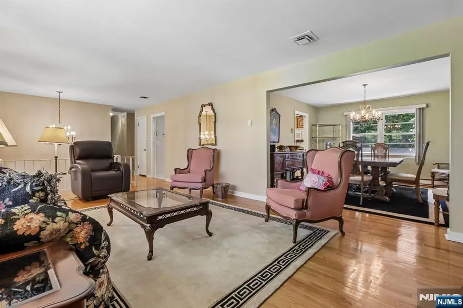 270 Midwood Road, Paramus, NJ 07652 - #3