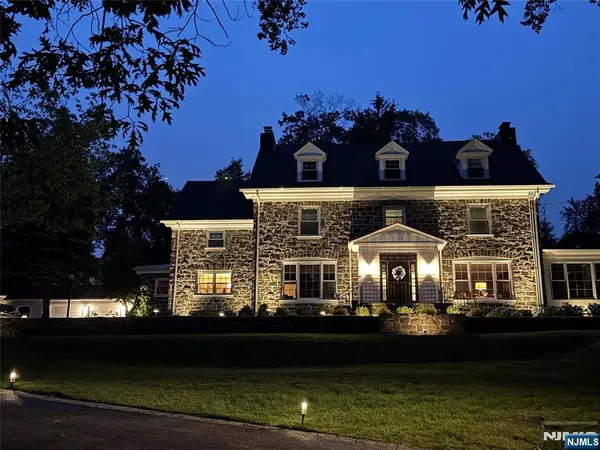 117 Forest Way, Essex Fells, NJ 07021