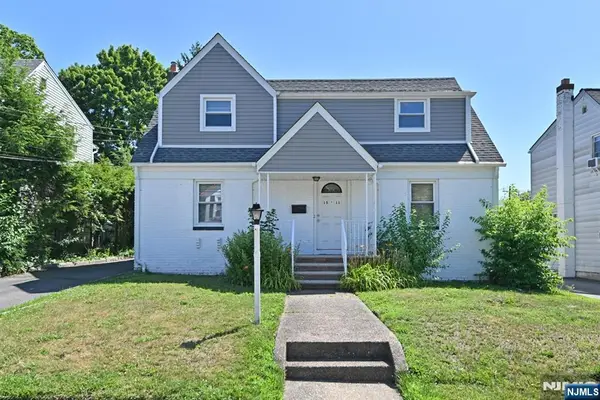 15-11 Parmelee Avenue, Fair Lawn, NJ 07410