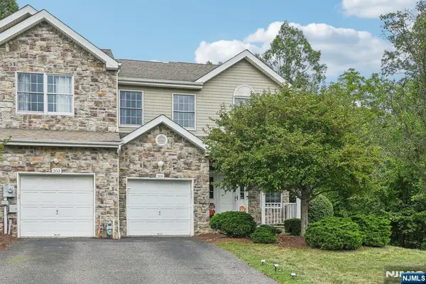 209 Raymound Boulevard, Par-troy Hills Twp., NJ 07054