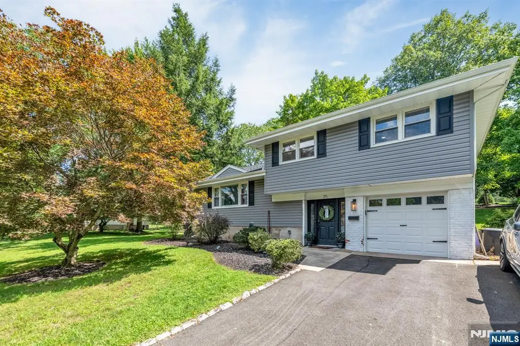 25 Windsor Court, Norwood, NJ 07648 - #1