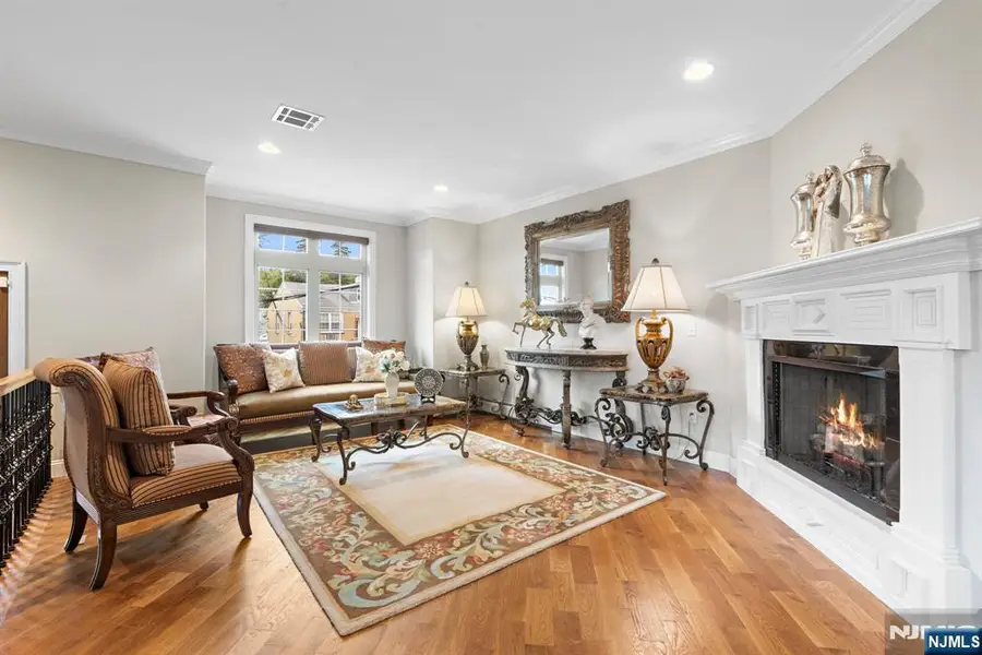 440 Morningside Avenue B, Fairview, NJ 07022 - #2