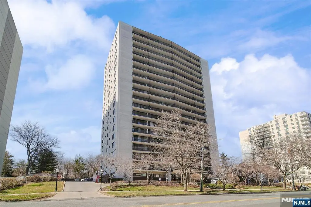277 Prospect Avenue 4A, Hackensack, NJ 07601 - #1