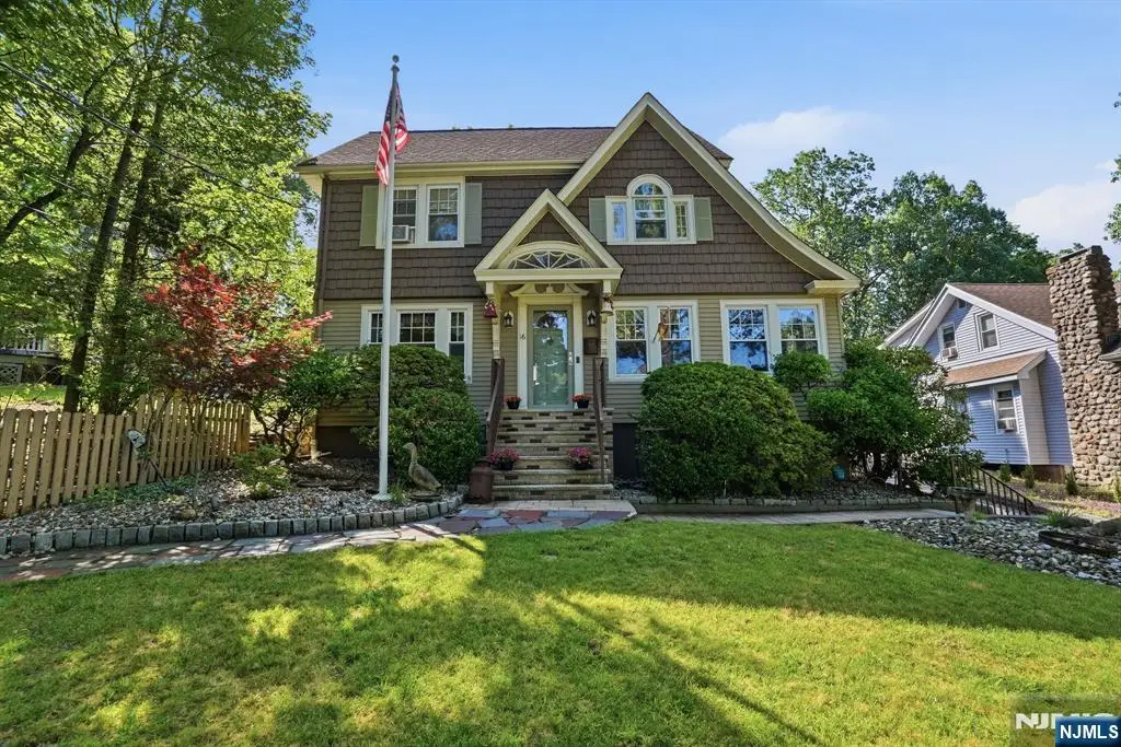 16 Arlington Avenue, Caldwell, NJ 07006 - #1