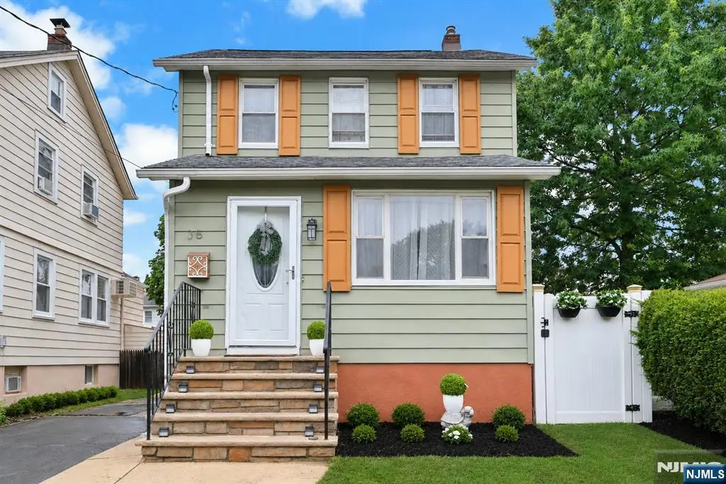 35 Colling Avenue, Rochelle Park, NJ 07662 - #1