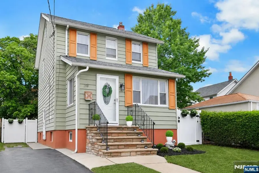 35 Colling Avenue, Rochelle Park, NJ 07662 - #2