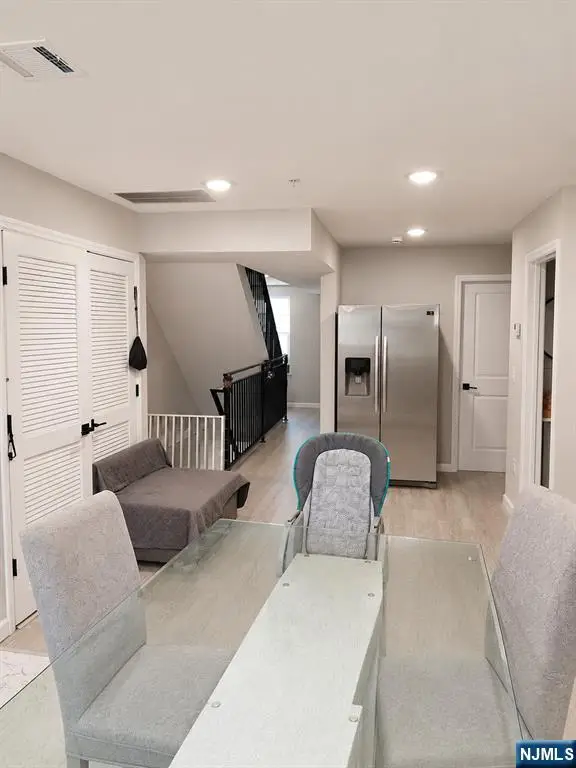 52 Holland Street, Newark, NJ 07103 - #3