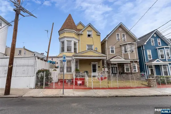 65 Taylor Street, Newark, NJ 07104